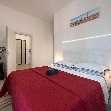 Triumvirato Rooms Bolonha Exterior foto